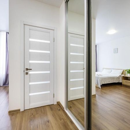 קייב Nyvky Like Home - Studio - Apt 20 מראה חיצוני תמונה